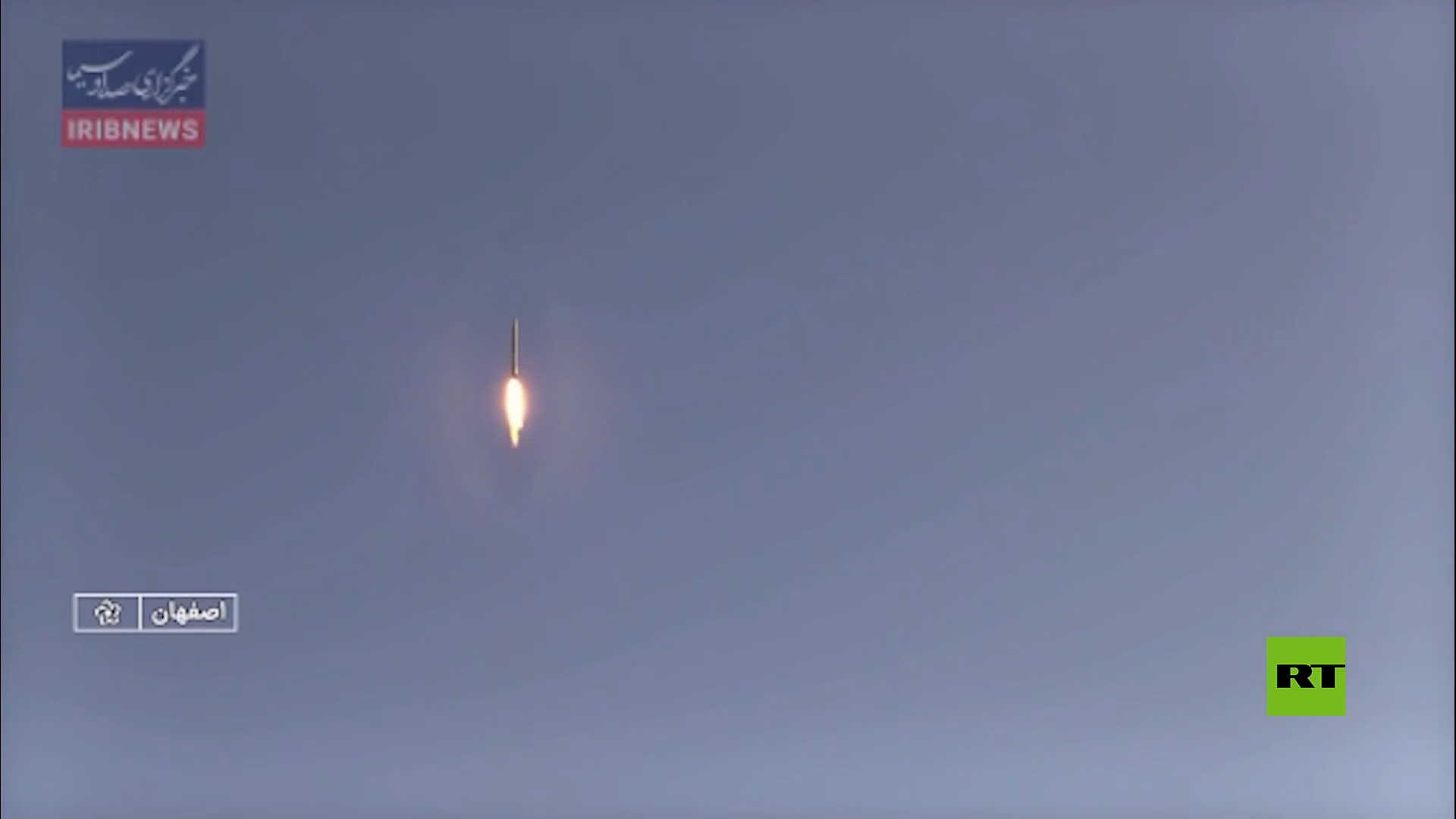التلفزيون الإيراني ينشر لقطات لإطلاق صواريخ من أصفهان باتجاه "قواعد العدو"