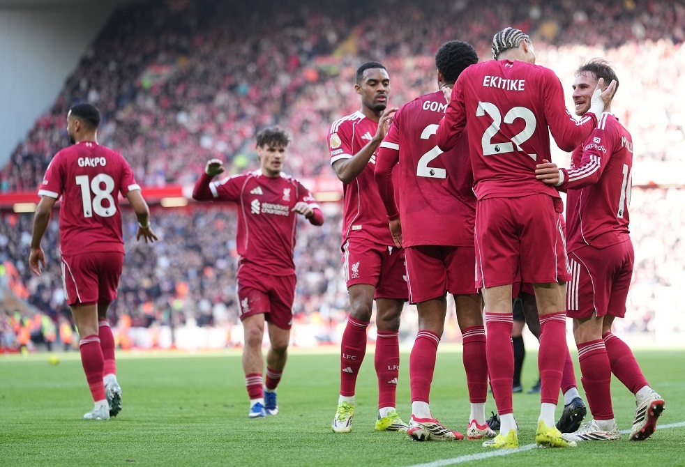 صلاح يواصل صيامه.. رغم فوز ليفربول الساحق