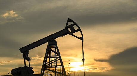 تهدئة التوتر مع طهران تدفع أسعار النفط للانخفاض