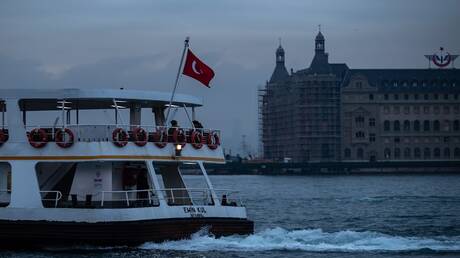 بمشاركة عربية وإسلامية.. محادثات نووية بين واشنطن وطهران في إسطنبول