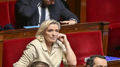 النيابة الفرنسية تطلب منع مارين لوبان من تبوء المناصب الانتخابية 5 سنوات