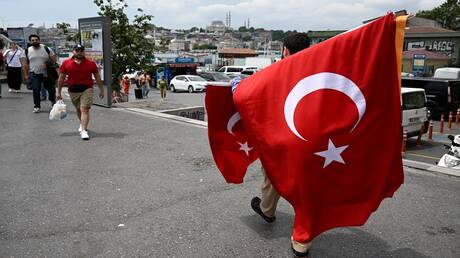 كبير مستشاري أردوغان حول قضية إبستين: شبكة شيطانية وعار على الإنسانية