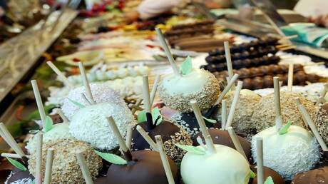 ماذا يحدث للجسم عند وجود فائض من السكر؟