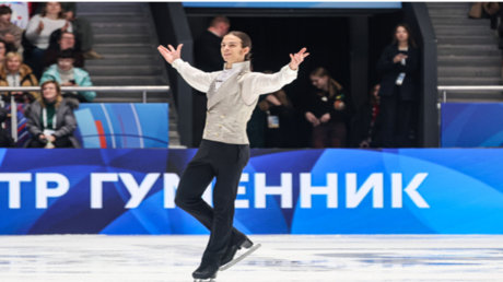 المتزلج الروسي غومينيك يضطر لتغيير موسيقى برنامجه القصير في أولمبياد ميلانو