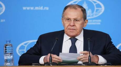وزير الخارجية الروسي ينفي نية روسيا الهجوم على أوروبا ويؤكد: إذا تعرضنا لهجوم فسنقابله برد عسكري شامل