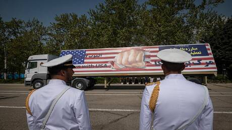 تحركات لخفض التصعيد الأمريكي ضد إيران