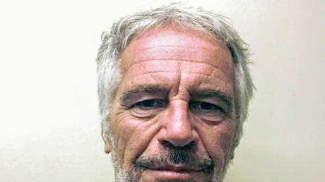 وثائق جديدة تثير الشبهات.. هل كان جيفري إبستين عميلا للموساد؟