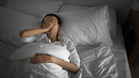 كيف تؤثر اضطرابات النوم على صحة الفم والأسنان؟