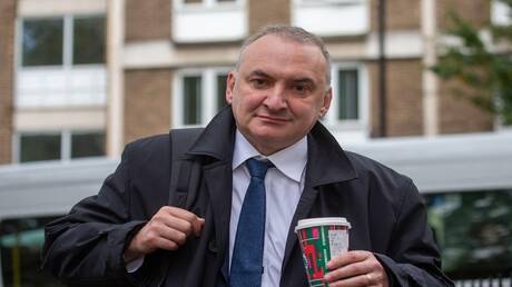 بريطانيا.. فضائح إبستين تواصل ملاحقة أركان حكومة ستارمر