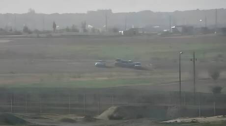 تجمع شاحنات 