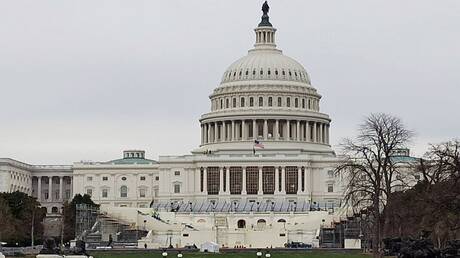 النواب الأمريكي يقر مشروع قانون لإلغاء بعض الرسوم الجمركية متحديا ترامب