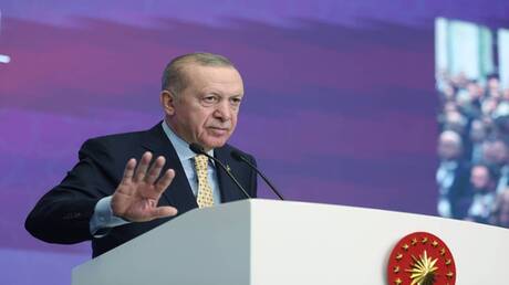 أردوغان: ربط شبكات النقل بين الدول الإسلامية يعزز التجارة والتفاعل الثقافي