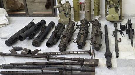  سوريا.. ضبط صواريخ وأسلحة متنوعة كانت معدّة للتهريب شرقي البلاد