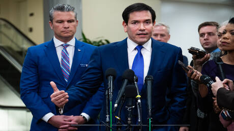  واشنطن تعلن أن حجم طلبات شراء الأسلحة الأمريكية بلغ 900 مليار دولار 