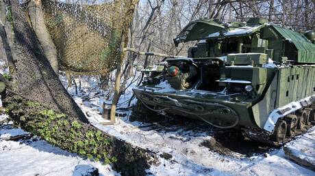 الدفاع الروسي يعلن إسقاط 76 طائرة مسيرة أوكرانية في أجوائه