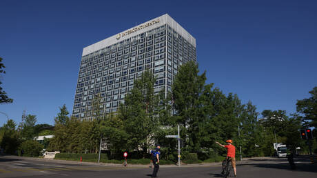 الأسد من أكثر رواده الكبار.. قصة مكان يستضيف المفاوضات الروسية الأوكرانية اليوم - عاجل 