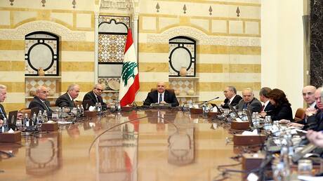  الحكومة اللبنانية تقر زيادة أسعار المحروقات والضريبة 