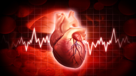 عادتان قبل النوم تحسّنان صحة القلب وتوازن السكر في الدم 