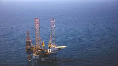 استحواذ إماراتي على أهم منطقة بحرية في مصر - عاجل 