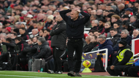 غوارديولا يمارس 