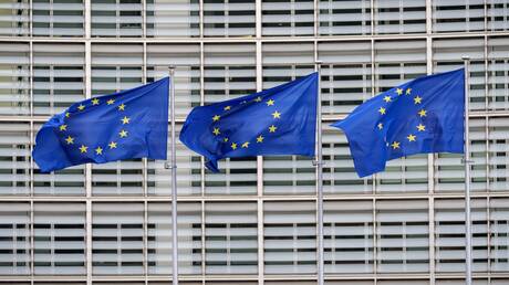 الاتحاد الأوروبي يهدد بتعليق الاتفاق التجاري مع واشنطن - عاجل 