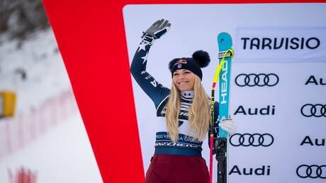 أسطورة التزلج ليندسي فون ترد على مفاجأة النجم كريستيانو رونالدو (صورة)