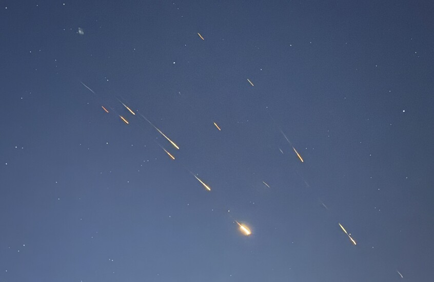 إسرائيل تعترض صواريخ إيرانية في أجواء دمشق ودرعا والقنيطرة بسوريا