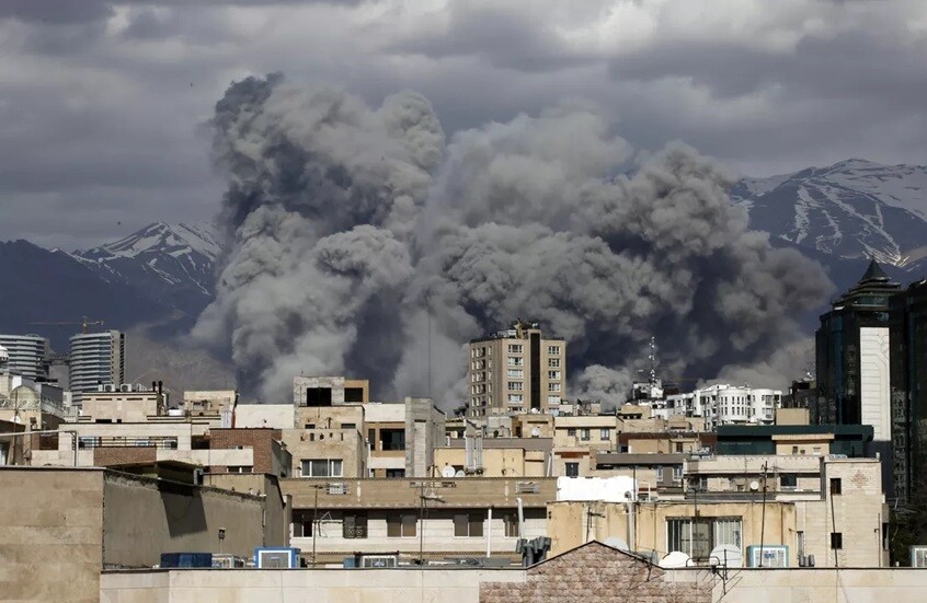 هل كررت إيران خطأ القذافي؟