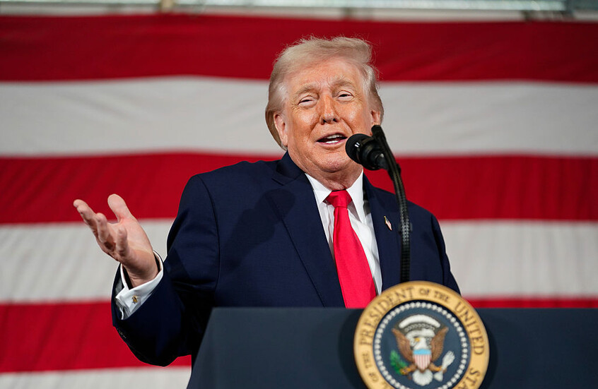 "ستجدنا حيثما لا تتوقع".. الاستخبارات الإيرانية تهدد ترامب وعائلته