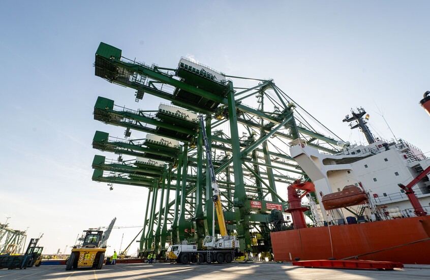 تصاعد التوتر في الخليج يدفع شركات التأمين البحري لإلغاء تغطية مخاطر الحروب