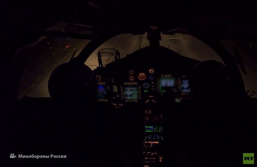 مقاتلة "سو-34" تستهدف مواقع للقوات الأوكرانية