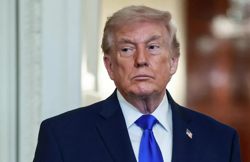 ترامب: نخطط لموجة كبيرة من الضربات ضد إيران قريبا