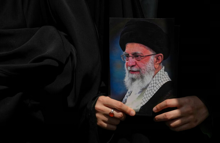 أفغانستان تعزي بمقتل خامنئي وتدين العدوان على إيران وتعلن تضامنها مع طهران في الظرف العصيب