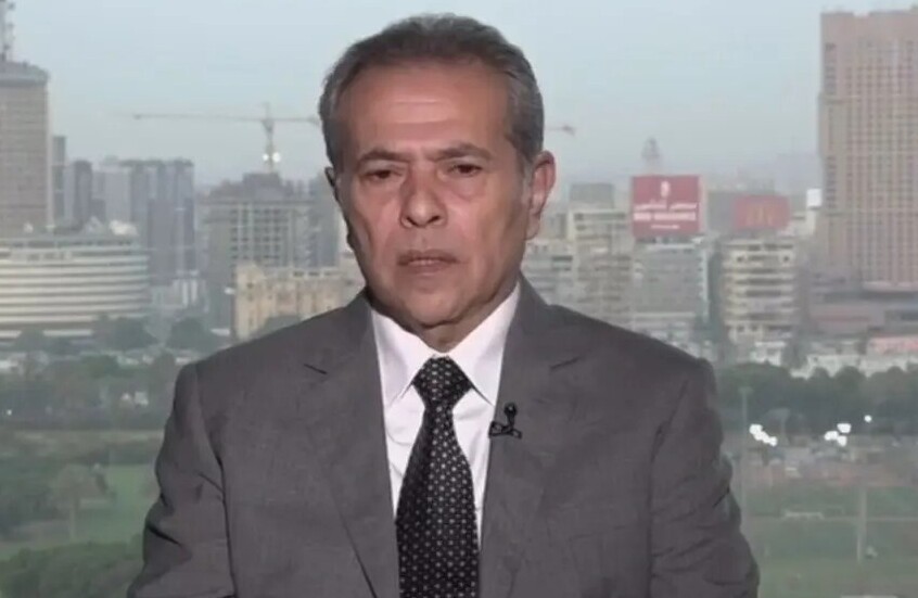 توفيق عكاشة "يدخل في حالة صمت"