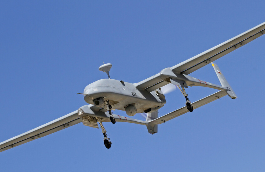 "حزب الله": أسقطنا طائرة مسيرة إسرائيلية في أجواء مدينة النبطية بالأسلحة المناسبة (فيديو)