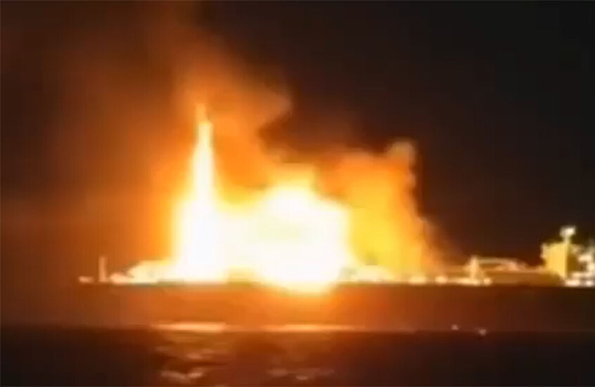 "رويترز": حريق في ناقلة غاز ترفع العلم الروسي في المتوسط (فيديو)