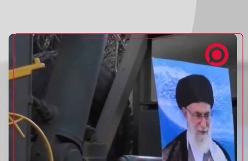 "حزب الله" يوثق هجومه الصاروخي على إسرائيل بصواريخ تحمل صورة خامنئي