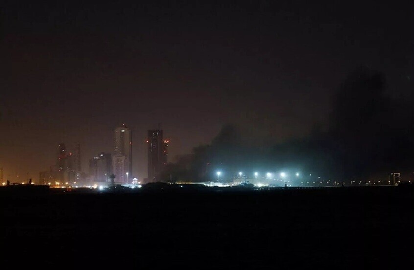 الحرس الثوري الإيراني يعلن استهداف أكبر مركز بيانات لشركة "أمازون" الأمريكية في دولة خليجية