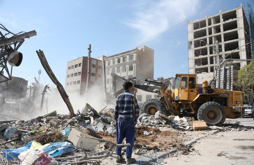 غارات إسرائيلية وأمريكية جديدة على طهران وسماع دوي انفجارات في عدة مناطق