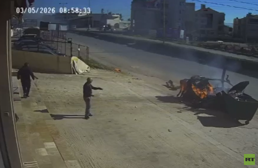 مراسلتنا: غارة إسرائيلية تستهدف سيارة في منطقة زحلة شرق لبنان