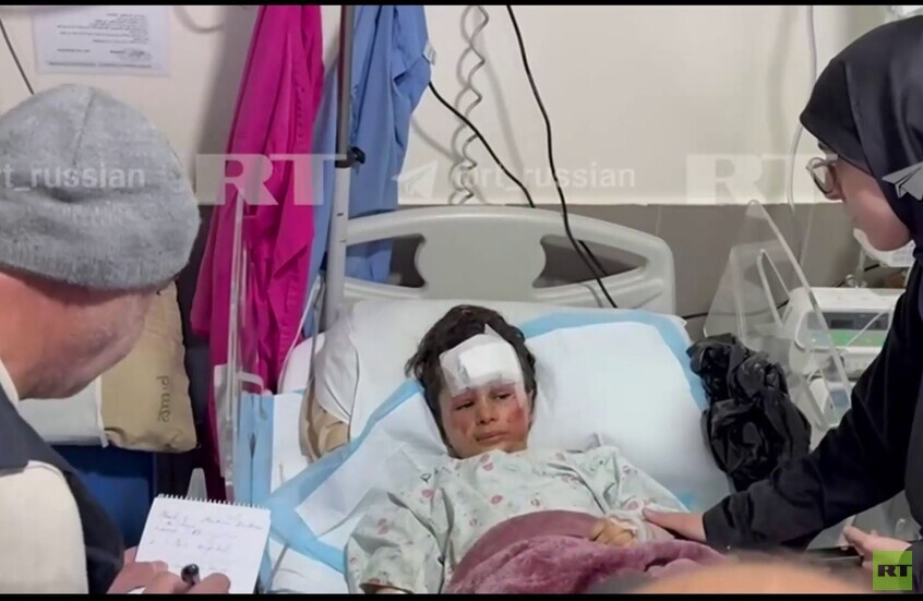 بعلبك.. لقطات مأساوية لطفل من أحد المستشفيات اللبنانية عقب الهجوم الإسرائيلي