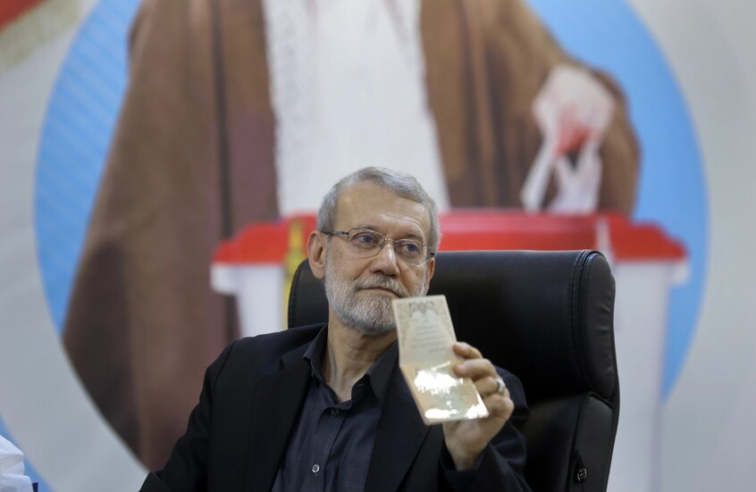 لاريجاني مخاطبا ترامب: نظرية "السلام بالقوة" تلطخت بالدماء