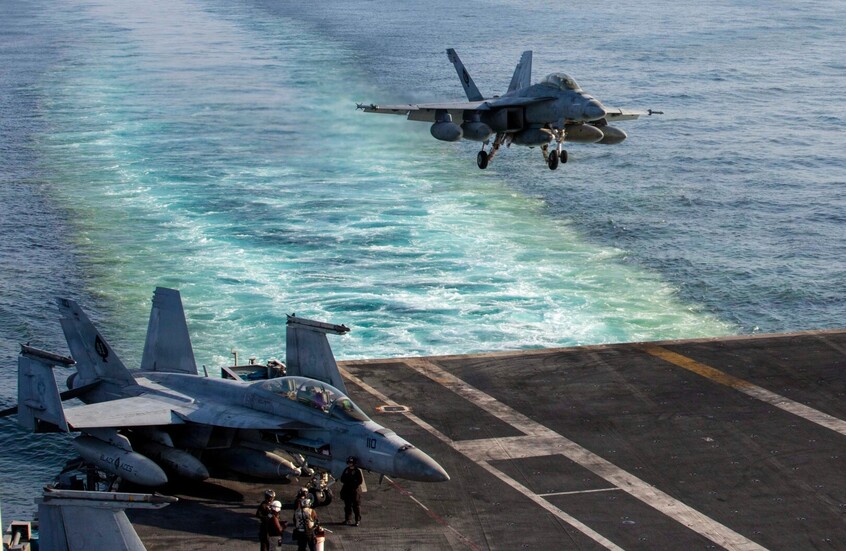 العراق.. البحث مستمر عن طيار أمريكي سقط عند حدود محافظة البصرة (فيديو)