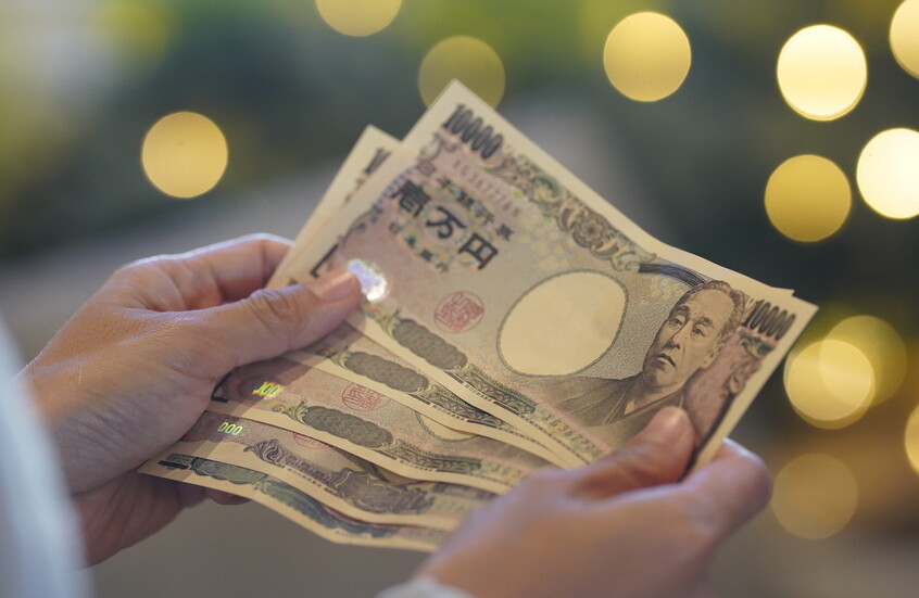 أول دولة عربية تبرم شراكة اقتصادية شاملة مع اليابان