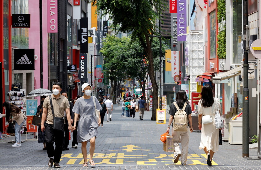 تقرير رسمي يكشف ثبات "التعاسة" الكورية وارتفاع حالات الانتحار رغم ارتفاع الدخل