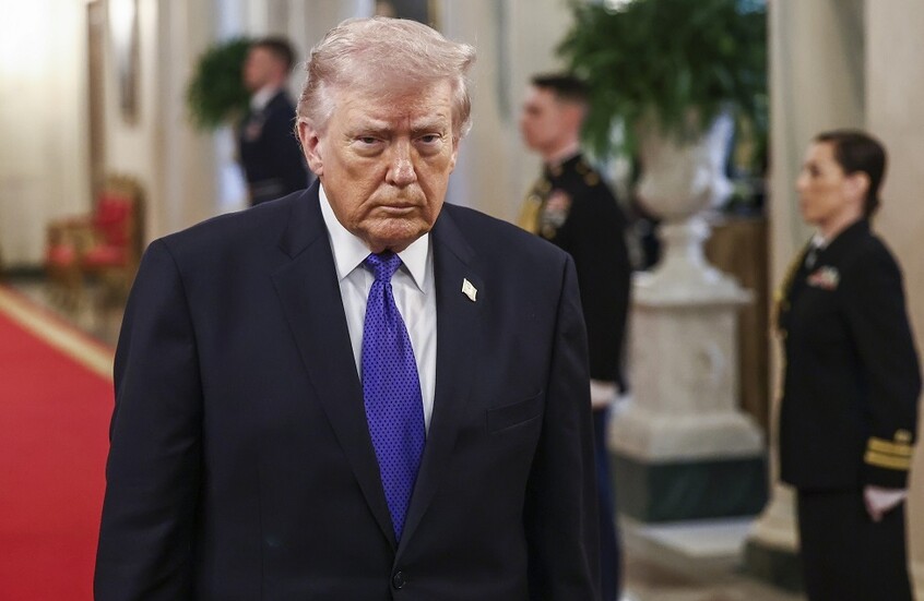 تحليل: ترامب "أخطأ في حساباته" ويواجه المزيد من المخاطر والتحديات بعد أسبوع من الحرب على إيران