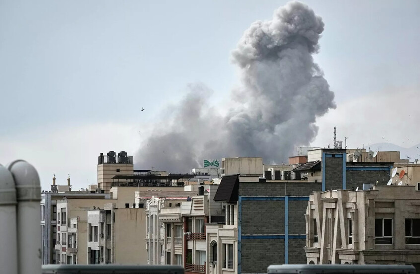 إسرائيل: قصفنا مركز قيادة الدفاع الجوي الرئيسي للحرس الثوري في طهران في موجة غارات واسعة