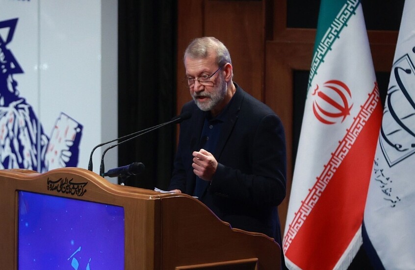 لاريجاني: جنود أمريكيون وقعوا في الأسر وواشنطن تروج روايات مضللة عن عدد قتلاها