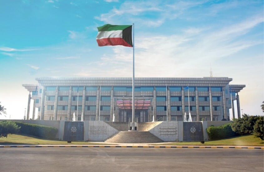 الكويت تعلن وفاة ضابطين من إدارة الحدود البرية أثناء أداء واجبهما