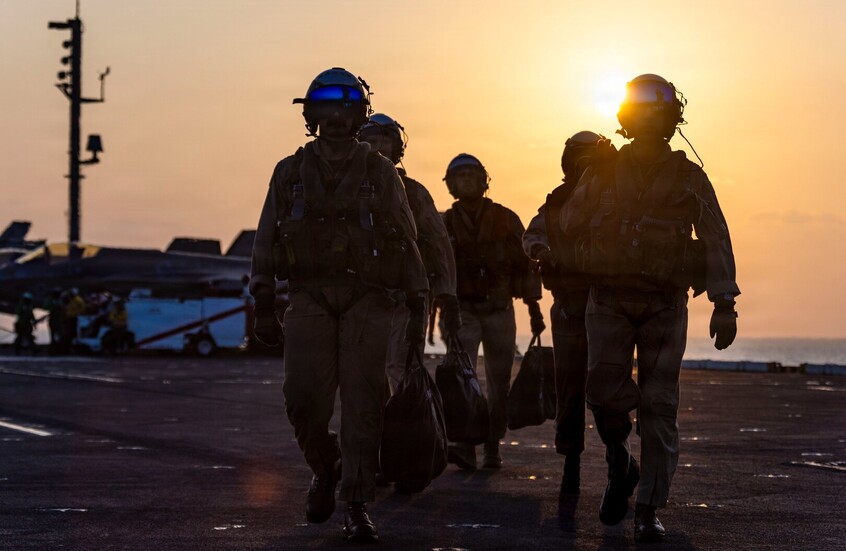 السابع منذ بداية الحرب.. الجيش الأمريكي يعلن مقتل جندي في هجوم استهدف القوات الأمريكية في السعودية